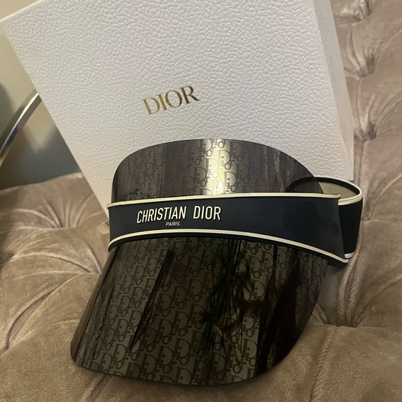 Authentic Dior Visor - Picture 7 of 8